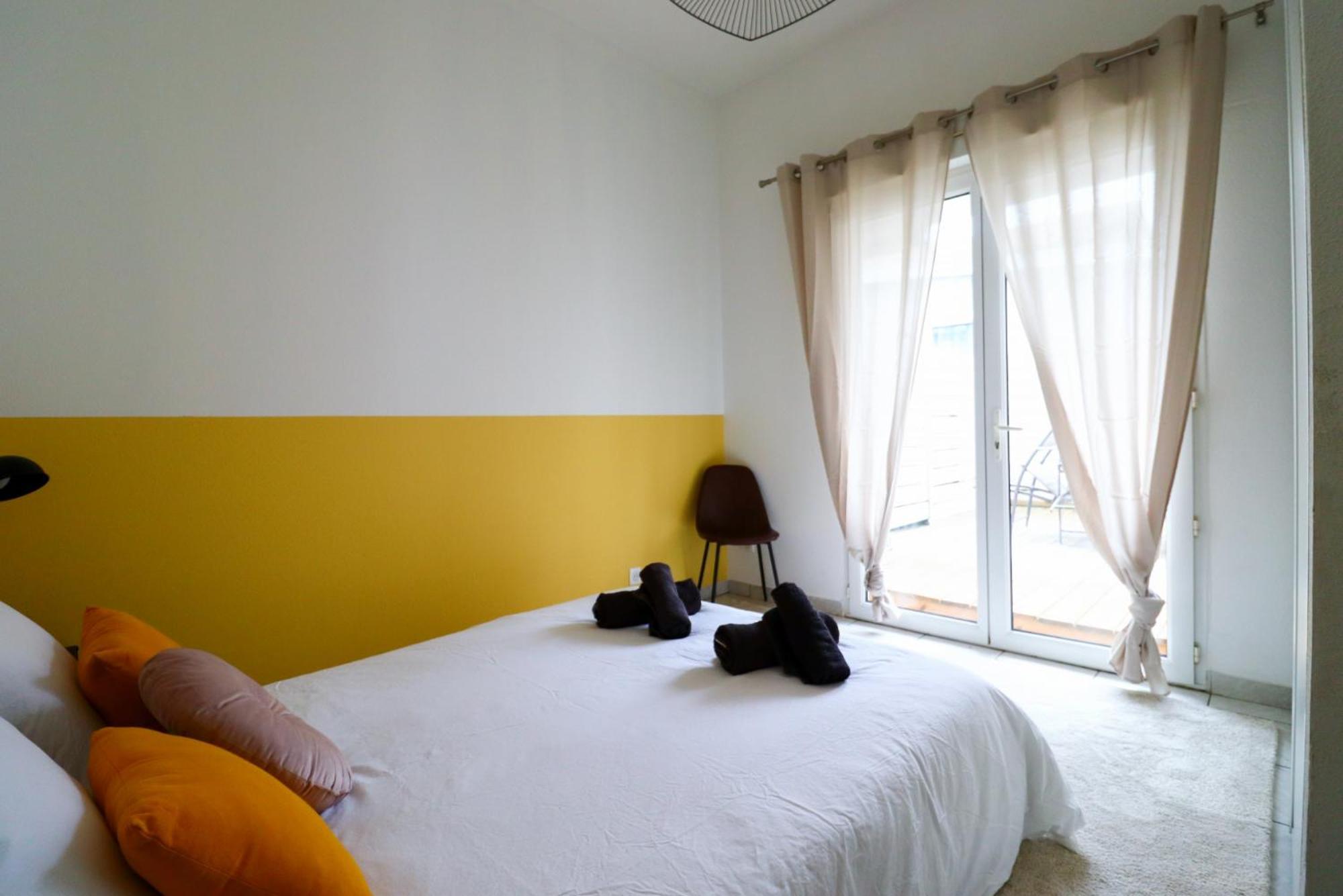 Le Spazioso - T3 Arcachon Avec Terrasse Privative Luaran gambar
